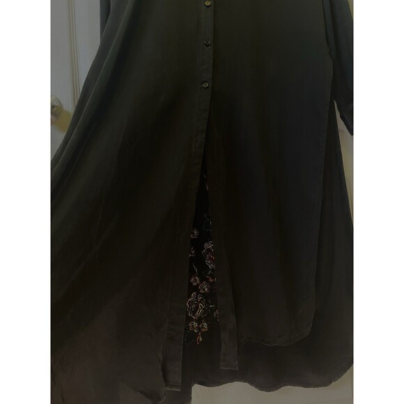 Johnny Was Long Shirt Dress 100% Silk Embroidered On Back Sz Medium - Picture 8 of 11